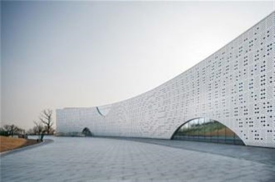 铝板极悦