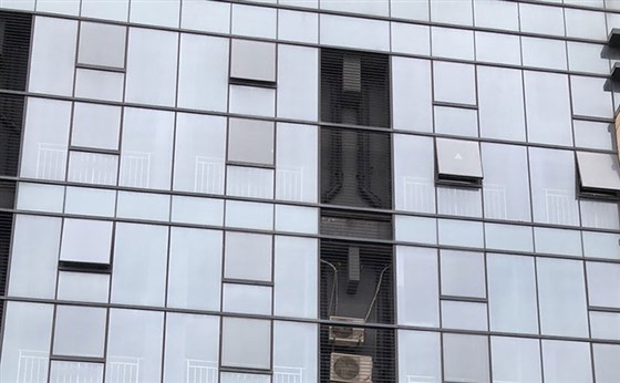 明框极悦和隐框极悦区别