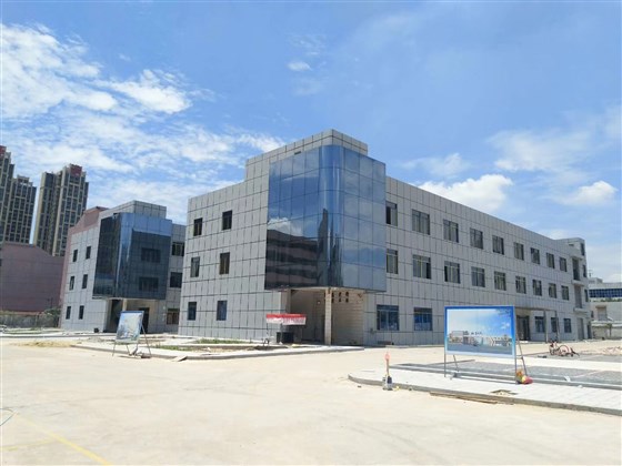 极悦改造旧楼施工中