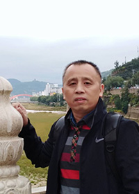 资深极悦设计师