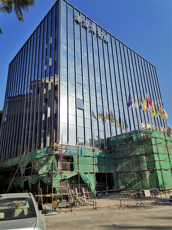 半隐框极悦施工造价-极悦