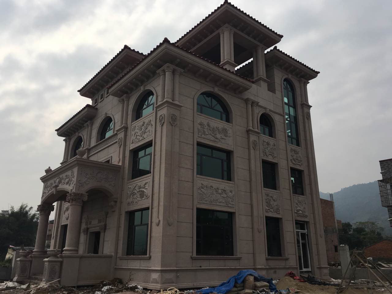 石材极悦别墅施工完工图