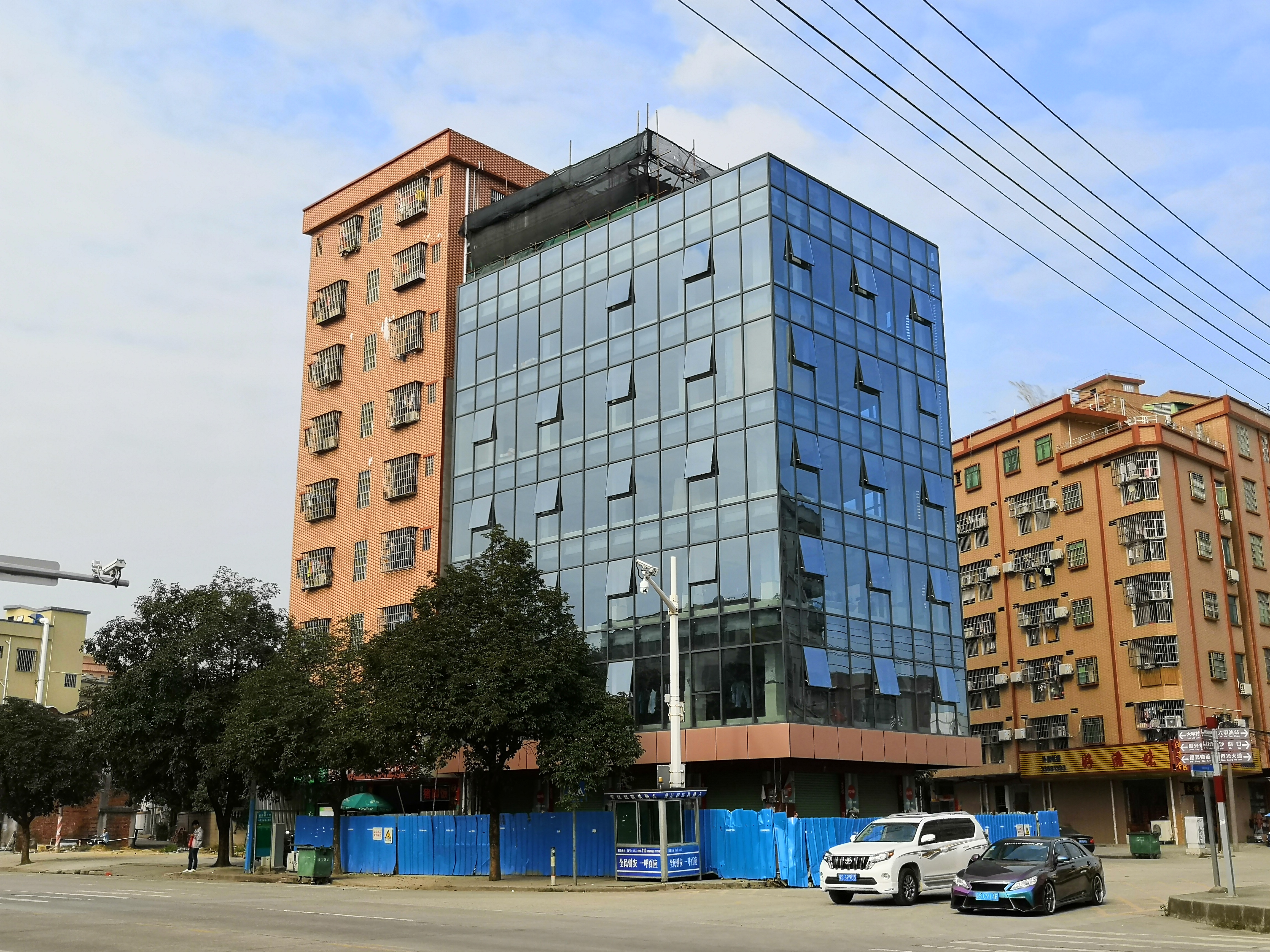 明框极悦建筑