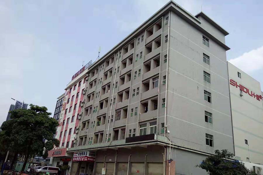 隐框极悦工程施工前